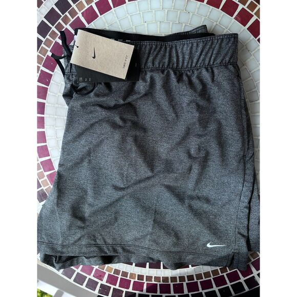 NWT Gray Nike shorts Dri Fit 3X - Picture 1 of 4